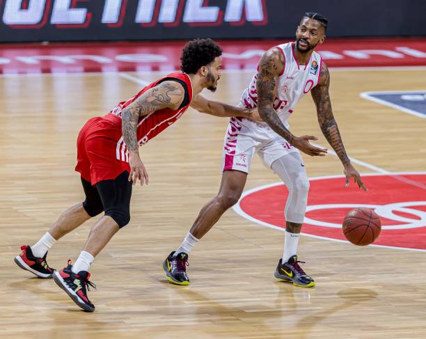 宾汉姆较大 宾汉姆较大